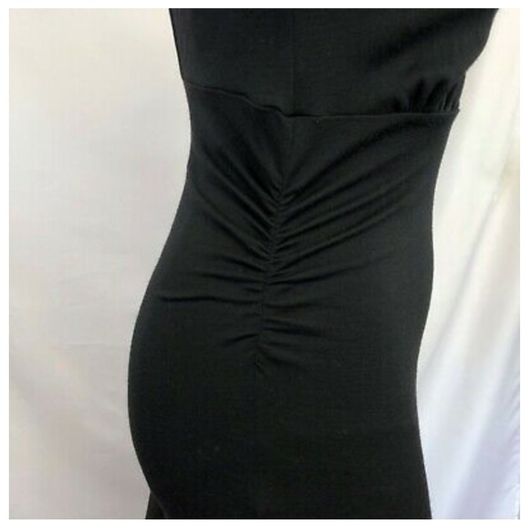 Diane Von Furstenberg fitted deep V dress - Picture 6 of 7